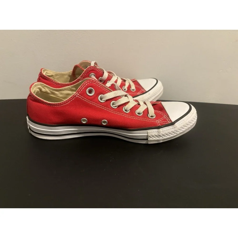 Converse Chuck Taylor All Star OX Red - Men's 4 Women's‎ 6 Sneakers Tennis Shoes - Picture 3 of 11